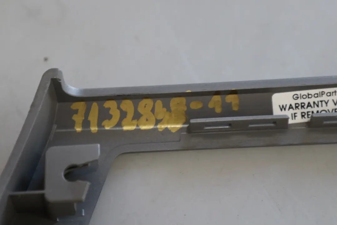 Decorative Strip Dashboard Dash Right Satin Silver O/S to BMW 3 Series E90 E91 LCI with Part number 9197276 BMW 3 Series E90 E91 LCI Decorative Strip Dashboard Dash Right Satin Silver O/S - SKU rhd-7132848-11 - Part number 9197276