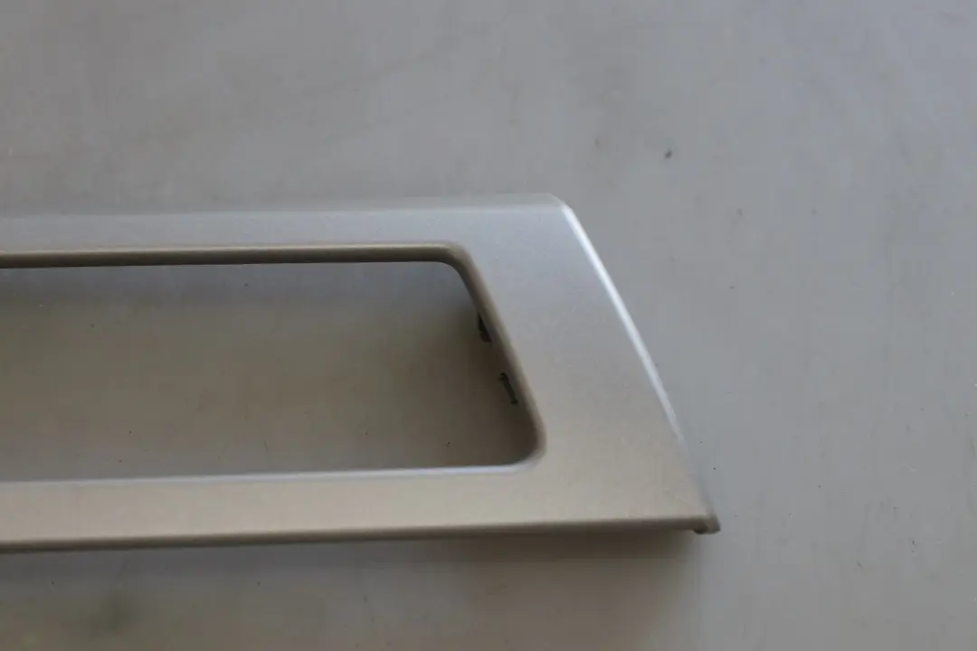 Decorative Strip Dashboard Dash Right Satin Silver O/S to BMW 3 Series E90 E91 LCI with Part number 9197276 BMW 3 Series E90 E91 LCI Decorative Strip Dashboard Dash Right Satin Silver O/S - SKU rhd-7132848-11 - Part number 9197276