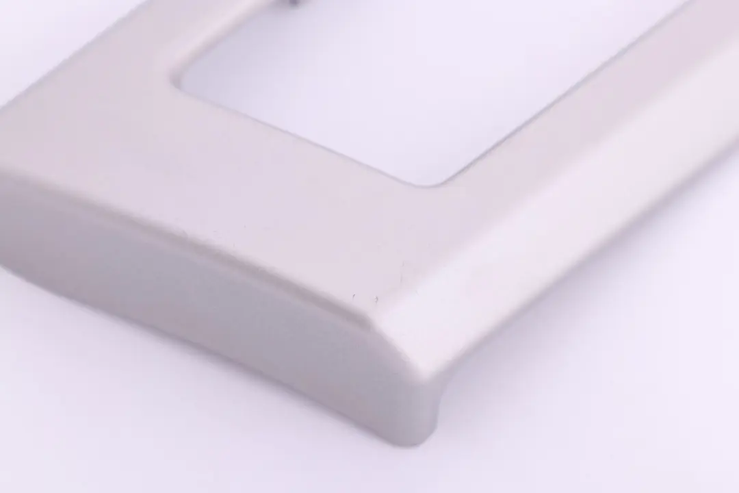 Decorative Strip Dashboard Right Satin Silver to BMW 3 Series E90 E91 LCI E92 E93 with Part number 9197276 BMW 3 Series E90 E91 LCI E92 E93 Decorative Strip Dashboard Right Satin Silver - SKU rhd-7132848-12 - Part number 9197276