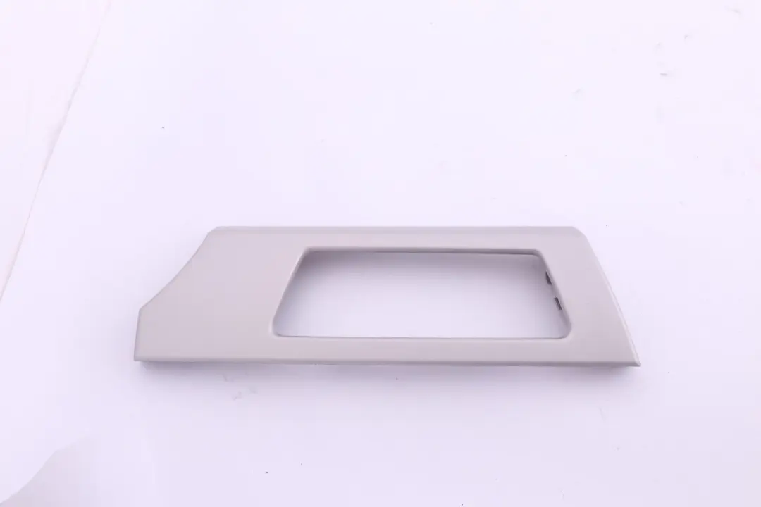 Decorative Strip Dashboard Right Satin Silver to BMW 3 Series E90 E91 LCI E92 E93 with Part number 9197276 BMW 3 Series E90 E91 LCI E92 E93 Decorative Strip Dashboard Right Satin Silver - SKU rhd-7132848-12 - Part number 9197276