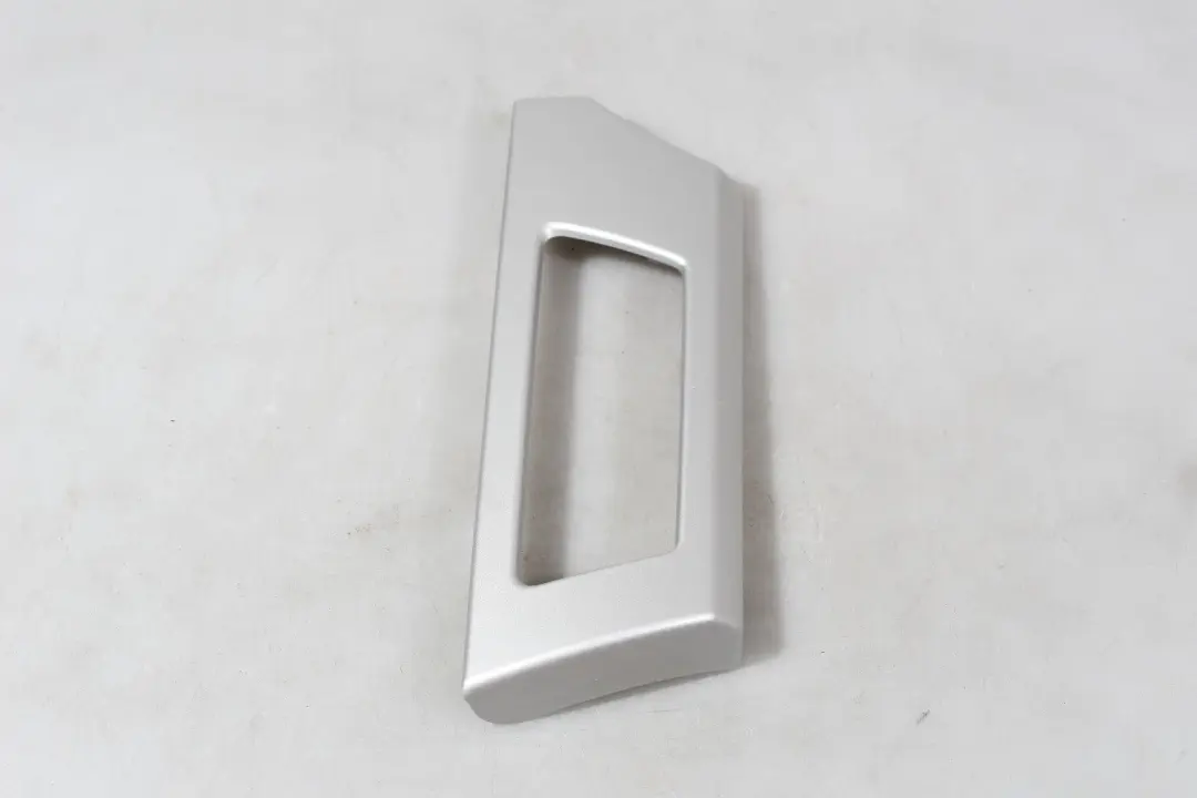 Decorative Strip Dashboard Right O/S Satin Silver to BMW 3 Series E90 E91 LCI with Part number 9197237 BMW 3 Series E90 E91 LCI Decorative Strip Dashboard Right O/S Satin Silver - SKU rhd-7132848-5 - Part number 9197237