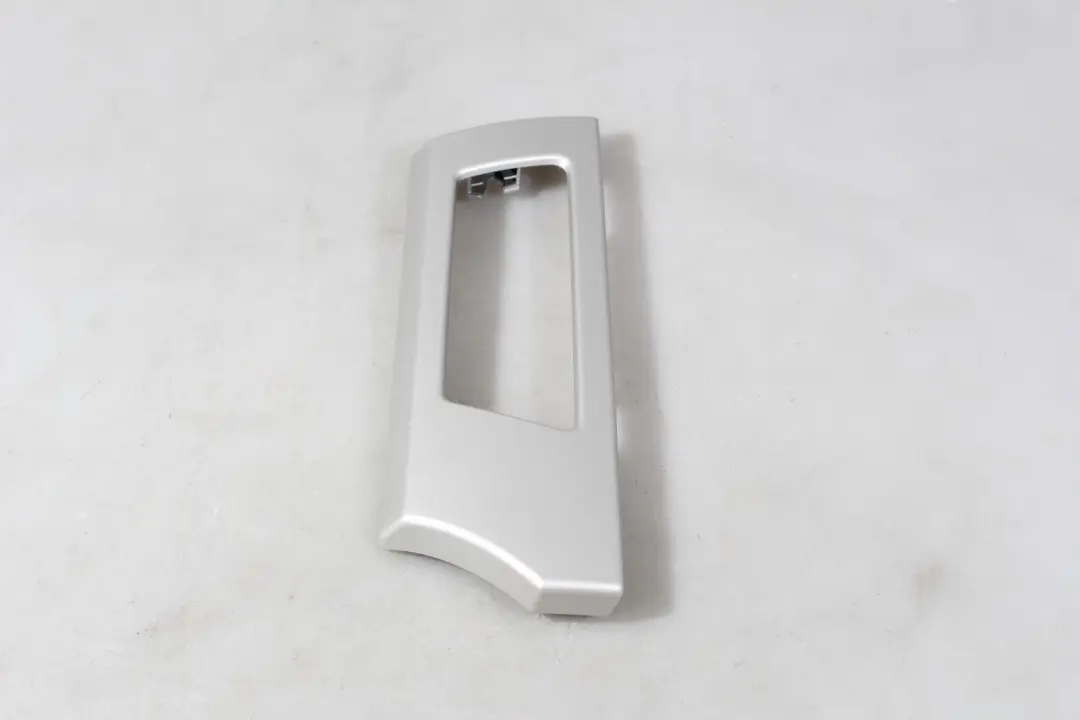 Decorative Strip Dashboard Right O/S Satin Silver to BMW 3 Series E90 E91 LCI with Part number 9197237 BMW 3 Series E90 E91 LCI Decorative Strip Dashboard Right O/S Satin Silver - SKU rhd-7132848-5 - Part number 9197237