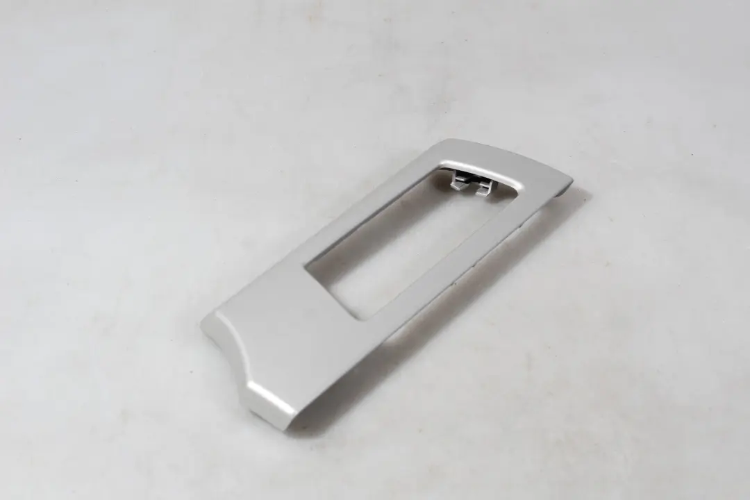 Decorative Strip Dashboard Right O/S Satin Silver to BMW 3 Series E90 E91 LCI with Part number 9197237 BMW 3 Series E90 E91 LCI Decorative Strip Dashboard Right O/S Satin Silver - SKU rhd-7132848-5 - Part number 9197237