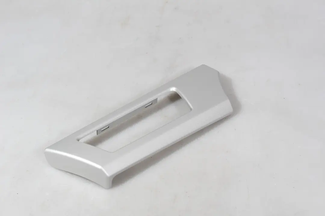 Decorative Strip Dashboard Right O/S Satin Silver to BMW 3 Series E90 E91 LCI with Part number 9197237 BMW 3 Series E90 E91 LCI Decorative Strip Dashboard Right O/S Satin Silver - SKU rhd-7132848-5 - Part number 9197237