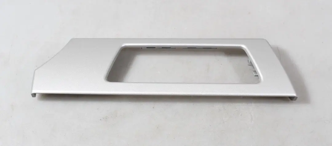 Decorative Strip Dashboard Right O/S Satin Silver to BMW 3 Series E90 E91 LCI with Part number 9197237 BMW 3 Series E90 E91 LCI Decorative Strip Dashboard Right O/S Satin Silver - SKU rhd-7132848-5 - Part number 9197237