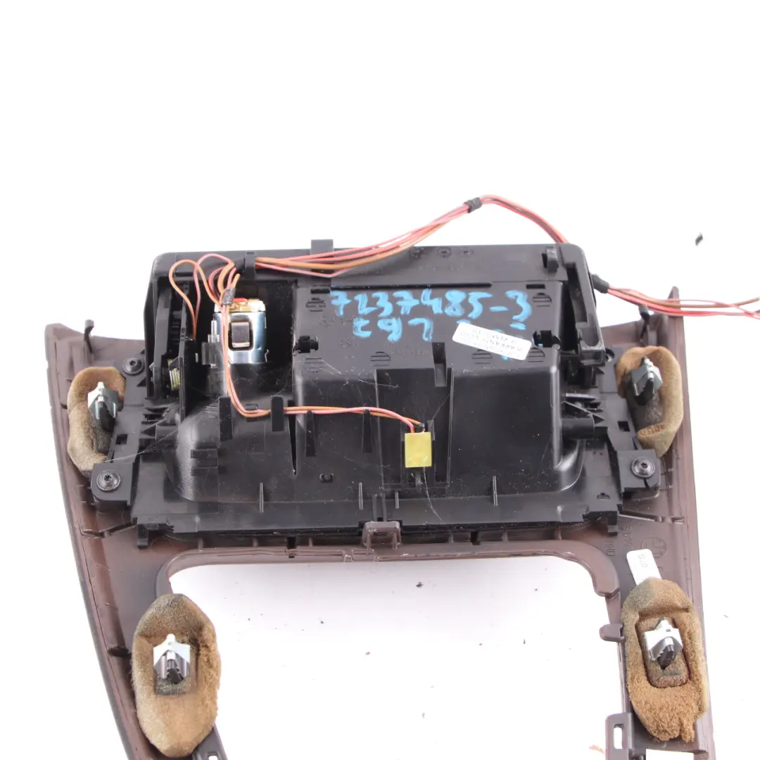 Centre Console Ashtray Ash Tray Trim Wood Burr Walnut to BMW 3 Series 3 E90 E91 with Part number 7137485 BMW 3 Series 3 E90 E91 Centre Console Ashtray Ash Tray Trim Wood Burr Walnut - SKU rhd-7137485-3 - Part number 7137485