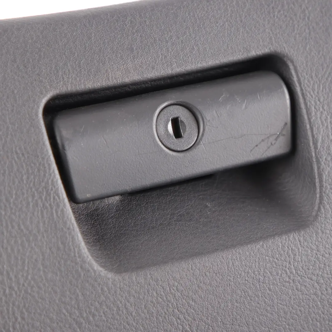 Glove Box Glovebox Lid Cover Black 8216178 8216188 to BMW 3 Series E46 with Part number 7141582 BMW 3 Series E46 Glove Box Glovebox Lid Cover Black 8216178 8216188 - SKU rhd-7141582 - Part number 7141582