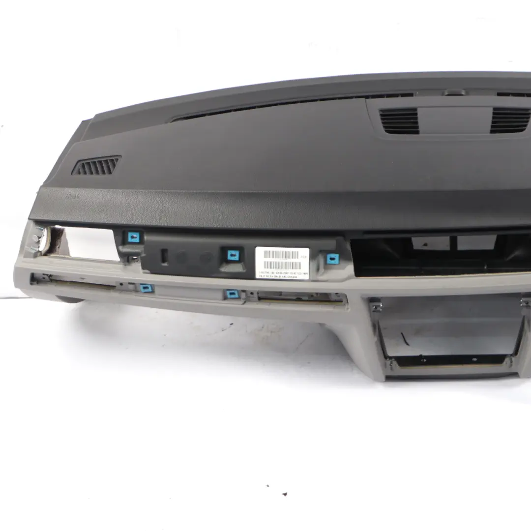 Dashboard Dash Panel Single Scoop Grau Grey to BMW E90 E91 E92 E93 with Part number 7155778 BMW E90 E91 E92 E93 Dashboard Dash Panel Single Scoop Grau Grey - SKU rhd-7155778 - Part number 7155778
