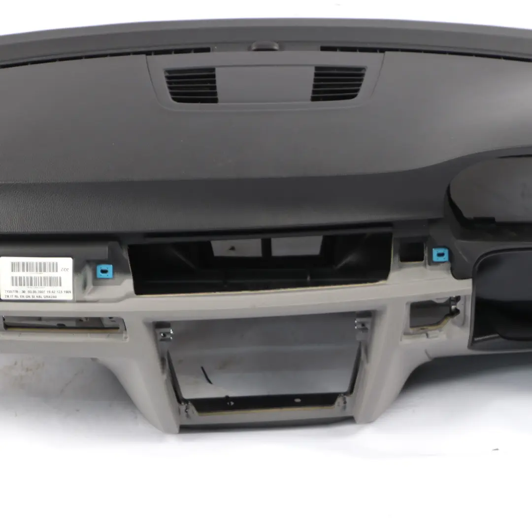 Dashboard Dash Panel Single Scoop Grau Grey to BMW E90 E91 E92 E93 with Part number 7155778 BMW E90 E91 E92 E93 Dashboard Dash Panel Single Scoop Grau Grey - SKU rhd-7155778 - Part number 7155778