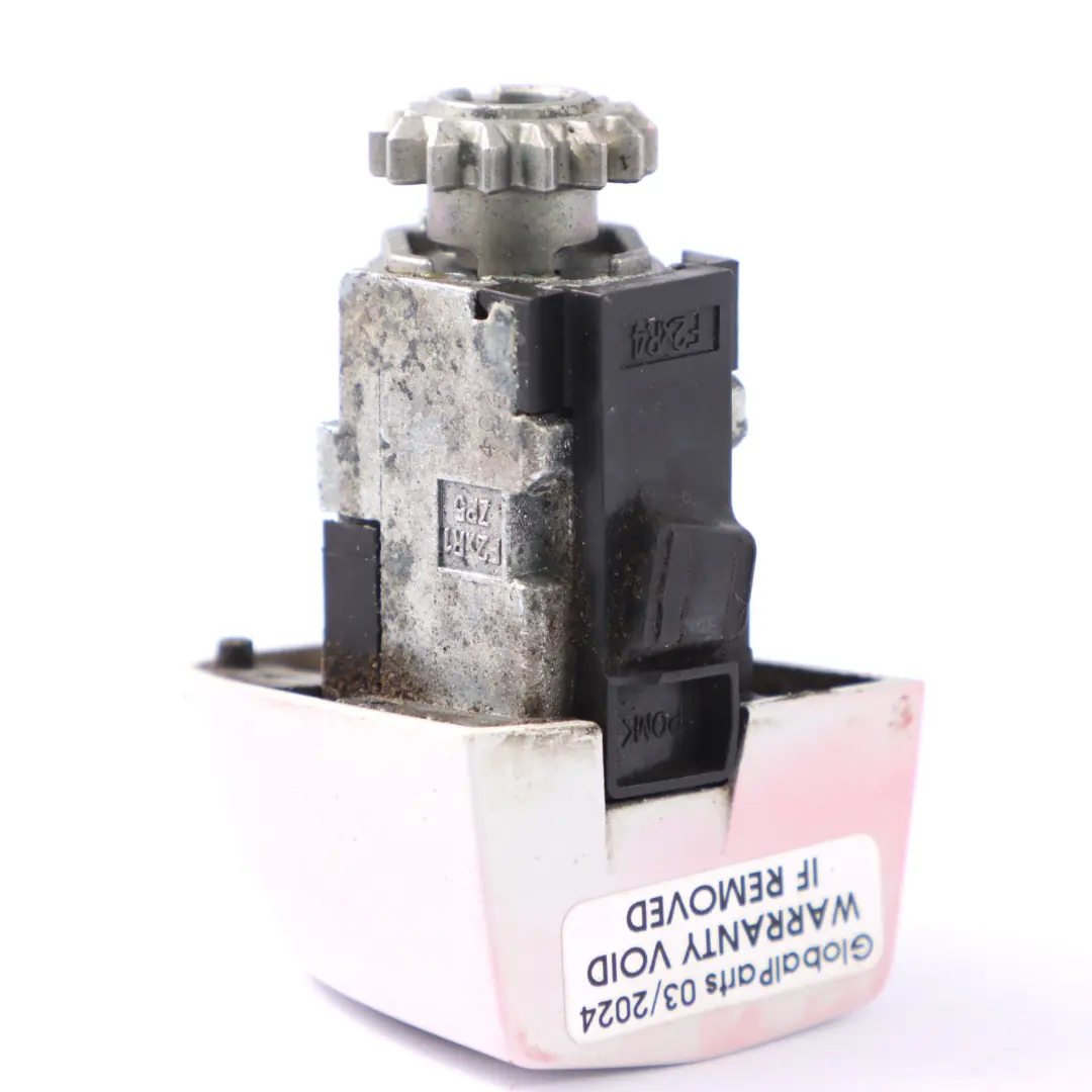 Door Handle Cover BMW E90 F20 Lock Cylinder Front Right O/S Alpine White 300 to with Part number 7162438 Door Handle Cover BMW E90 F20 Lock Cylinder Front Right O/S Alpine White 300 - SKU rhd-7162438-AW - Part number 7162438