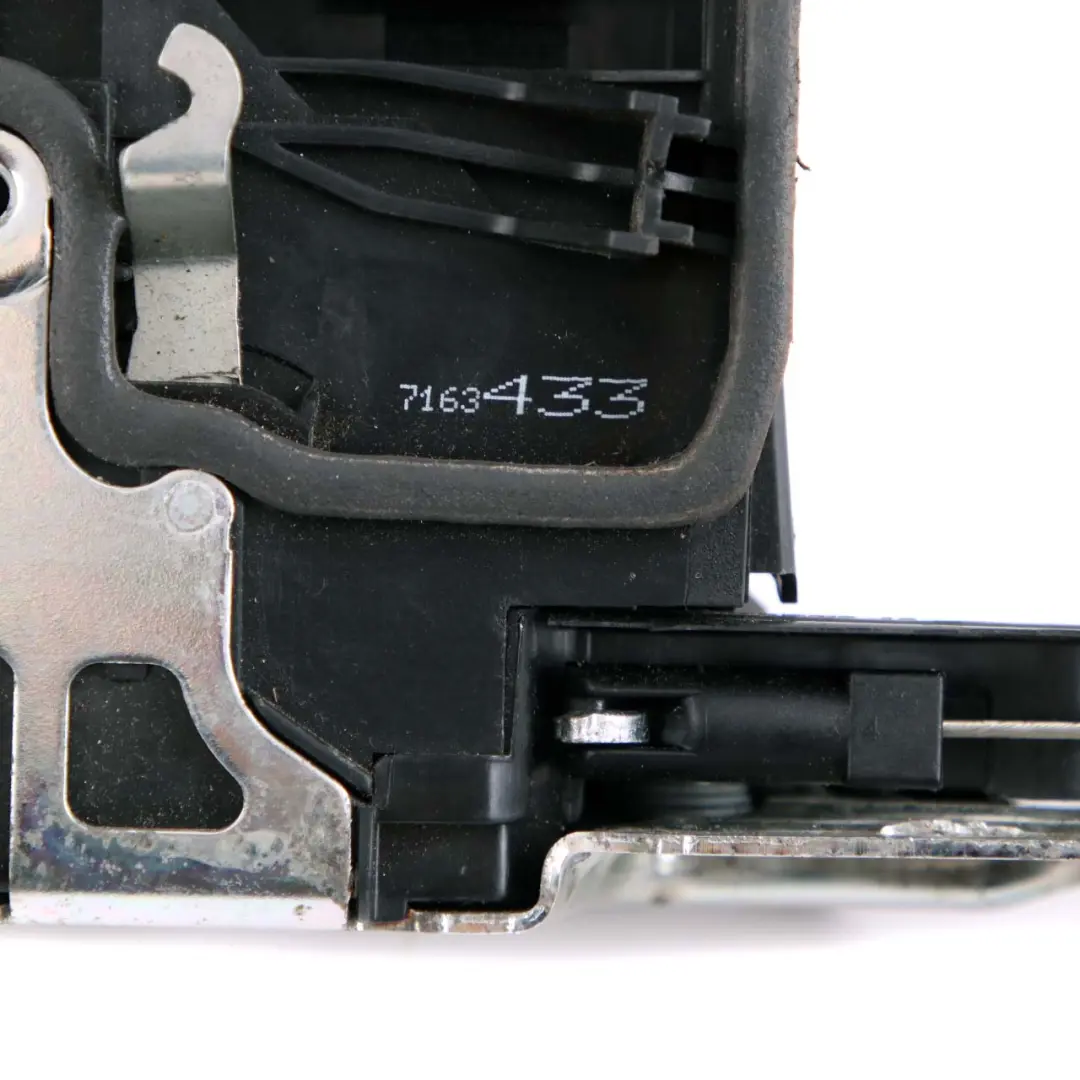 Front Left N/S Door Actuator Catch Soft Close to BMW 5 Series E60 E61 LCI with Part number 7163433 BMW 5 Series E60 E61 LCI Front Left N/S Door Actuator Catch Soft Close - SKU rhd-7163433 - Part number 7163433