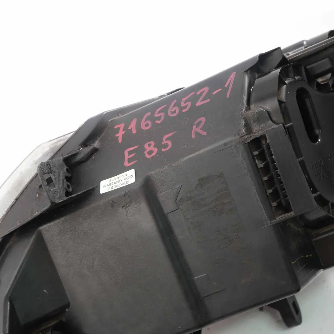 Headlight Light Lamp Front Right O/S to BMW Z4 E85 Cabrio Roadster with Part number 7165652 BMW Z4 E85 Cabrio Roadster Headlight Light Lamp Front Right O/S - SKU rhd-7165652-1 - Part number 7165652