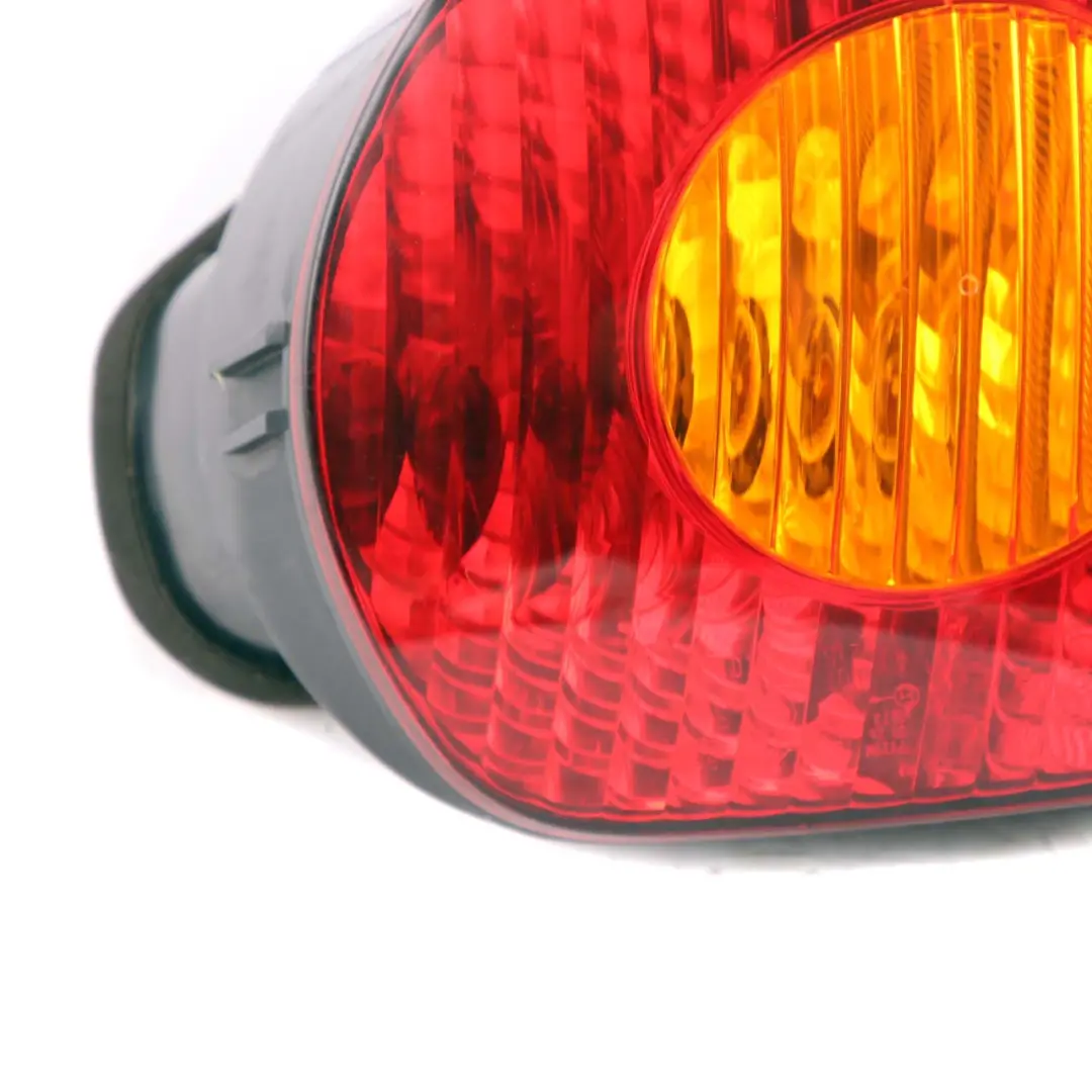 Tail Light Lamp Right Rear O/S Toledoblau to BMW Z4 Series E85 Rear with Part number 7165724 BMW Z4 Series E85 Rear Tail Light Lamp Right Rear O/S Toledoblau - SKU rhd-7165724-4 - Part number 7165724