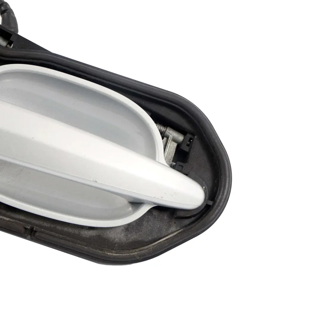 Grab Door Handle Front Right O/S Titansilber Silver 354 to BMW 5 Series E60 E61 with Part number 7169174 BMW 5 Series E60 E61 Grab Door Handle Front Right O/S Titansilber Silver 354 - SKU rhd-7169174-TS - Part number 7169174