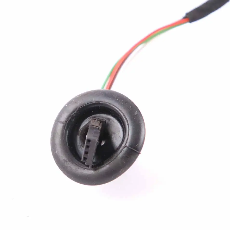 Heated Right Wing Mirror O/S Titansilber Titanium Silver to BMW 5 Series E60 E61 with Part number 7174748 BMW 5 Series E60 E61 Heated Right Wing Mirror O/S Titansilber Titanium Silver - SKU rhd-7174748-TS - Part number 7174748