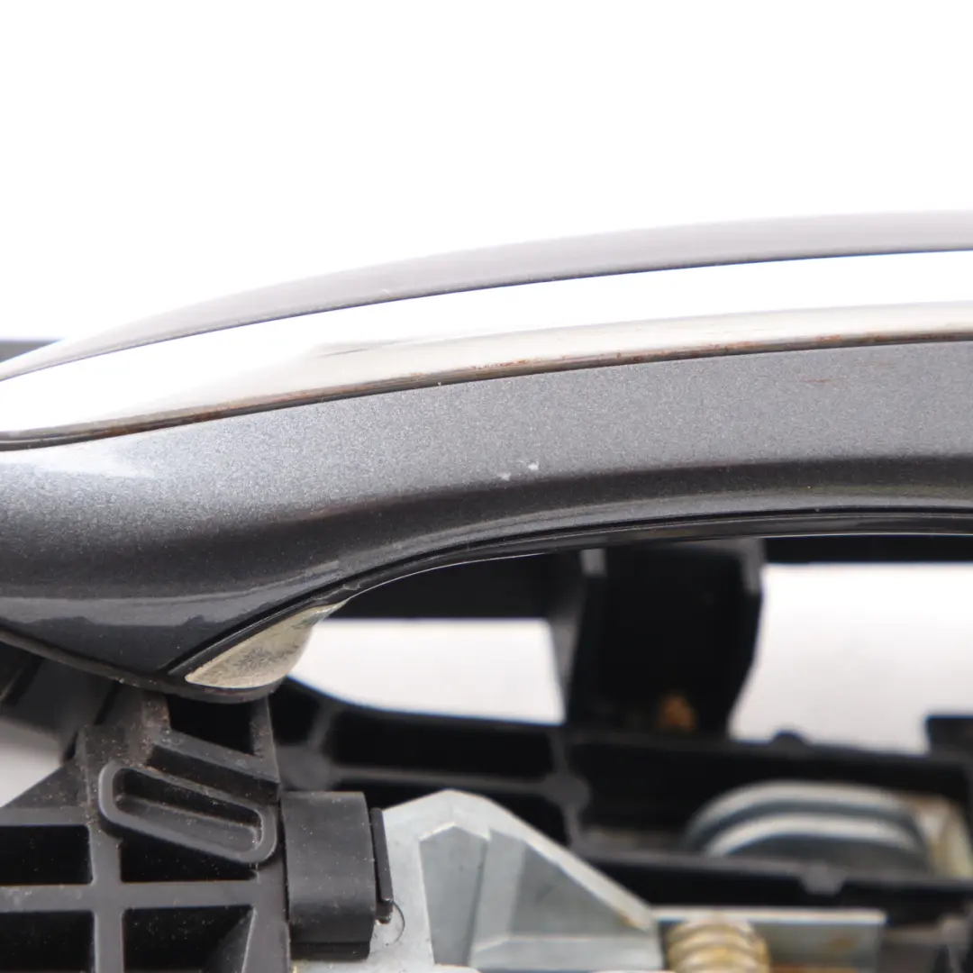 Door Handle BMW F10 F11 Outside Grab Front Left N/S Mineral Grey Metallic - B39 to with Part number 7175649 Door Handle BMW F10 F11 Outside Grab Front Left N/S Mineral Grey Metallic - B39 - SKU rhd-7175649-MG - Part number 7175649