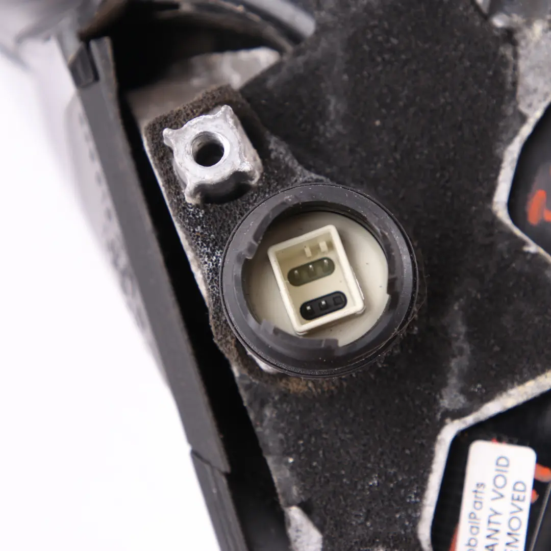 Wing Mirror BMW E81 E82 3 M Sport High Gloss Left Door N/S Titanium Silver 354 to with Part number 7185307 Wing Mirror BMW E81 E82 3 M Sport High Gloss Left Door N/S Titanium Silver 354 - SKU rhd-7185307-TS3 - Part number 7185307