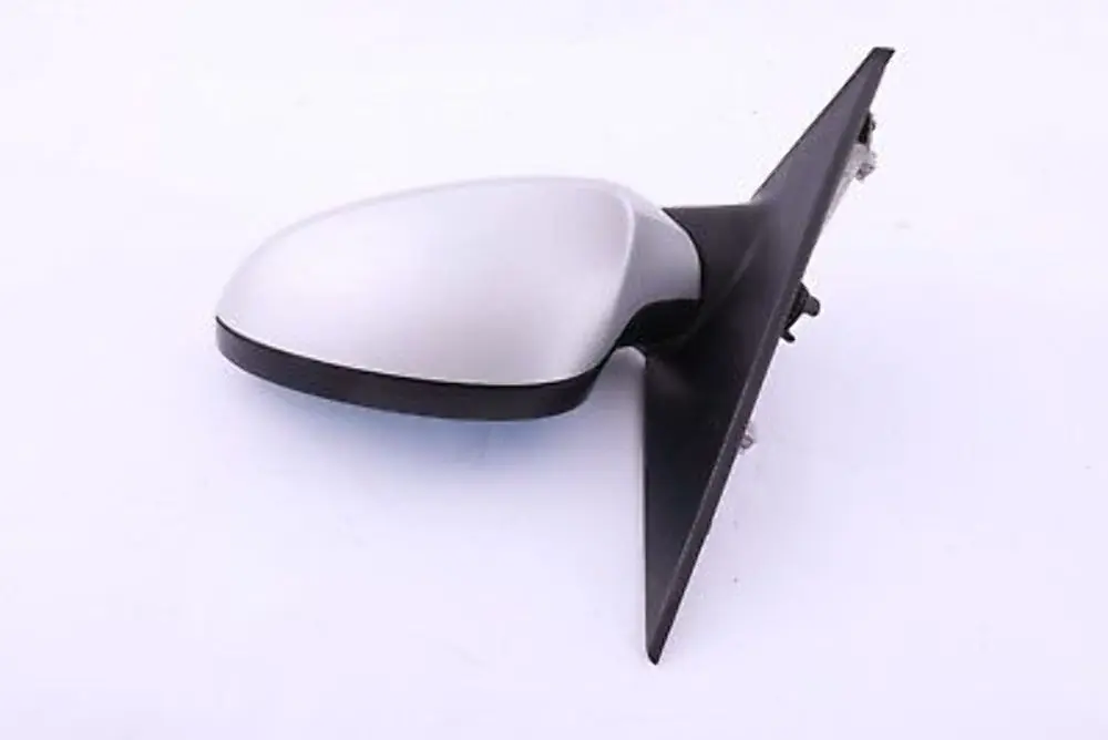 Heated Left Wing Mirror N/S Titansilber Titan Silver Metallic to BMW 1 Series 8 E87 with Part number 7189851 BMW 1 Series 8 E87 Heated Left Wing Mirror N/S Titansilber Titan Silver Metallic - SKU rhd-7189851-TS8 - Part number 7189851