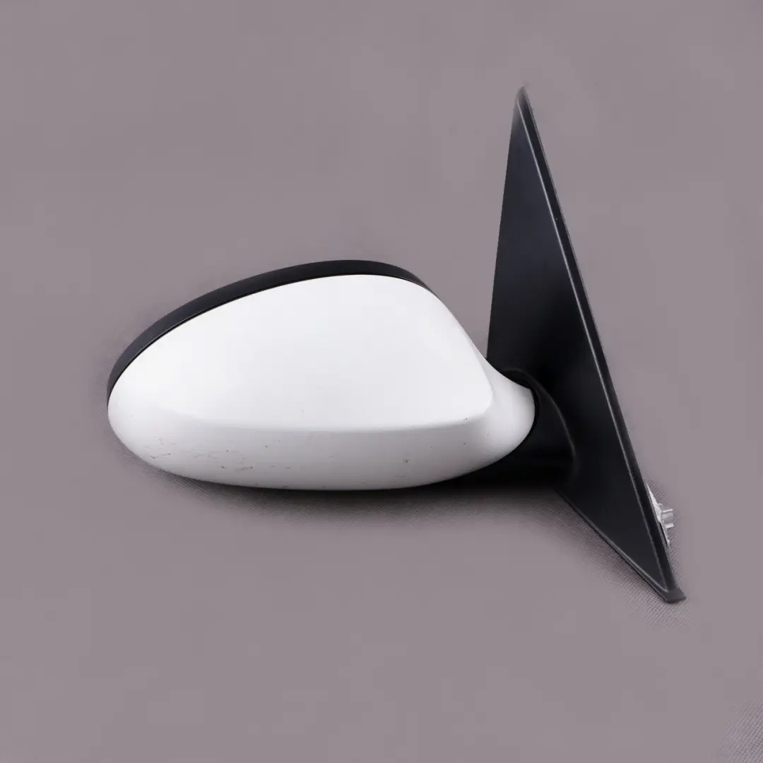 Outside Heated Right Wing Mirror O/S 5 Pin White to BMW 1 Series E87 with Part number 7189852 BMW 1 Series E87 Outside Heated Right Wing Mirror O/S 5 Pin White - SKU rhd-7189852-WHI - Part number 7189852
