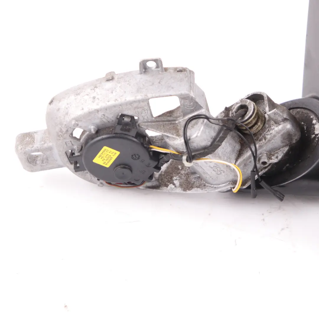 Wing Mirror Base BMW E87 Outside Heated Power Fold Right O/S 3 Pins to with Part number 7189870 Wing Mirror Base BMW E87 Outside Heated Power Fold Right O/S 3 Pins - SKU rhd-7189870-2 - Part number 7189870