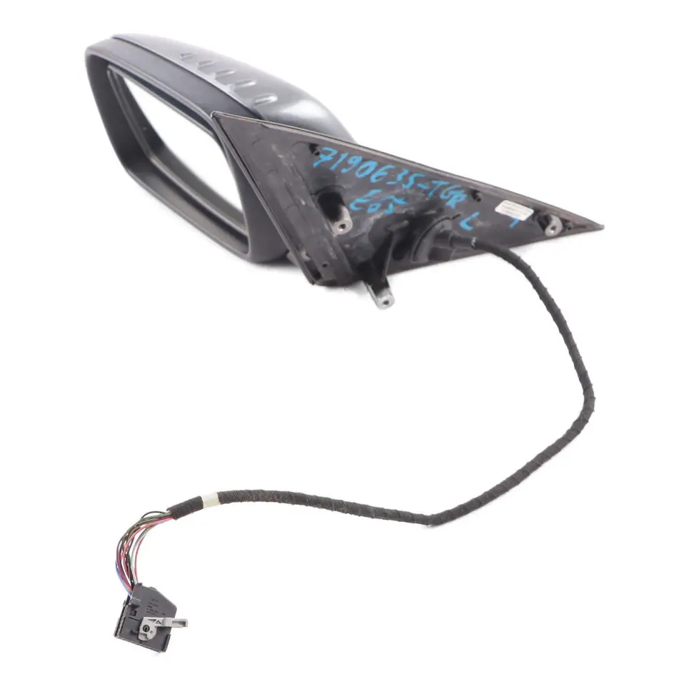 Wing Mirror BMW E65 E66 High Gloss Auto Dip Heated Left N/S Titan Grey - A36 to with Part number 7190653 Wing Mirror BMW E65 E66 High Gloss Auto Dip Heated Left N/S Titan Grey - A36 - SKU rhd-7190653-TGR - Part number 7190653