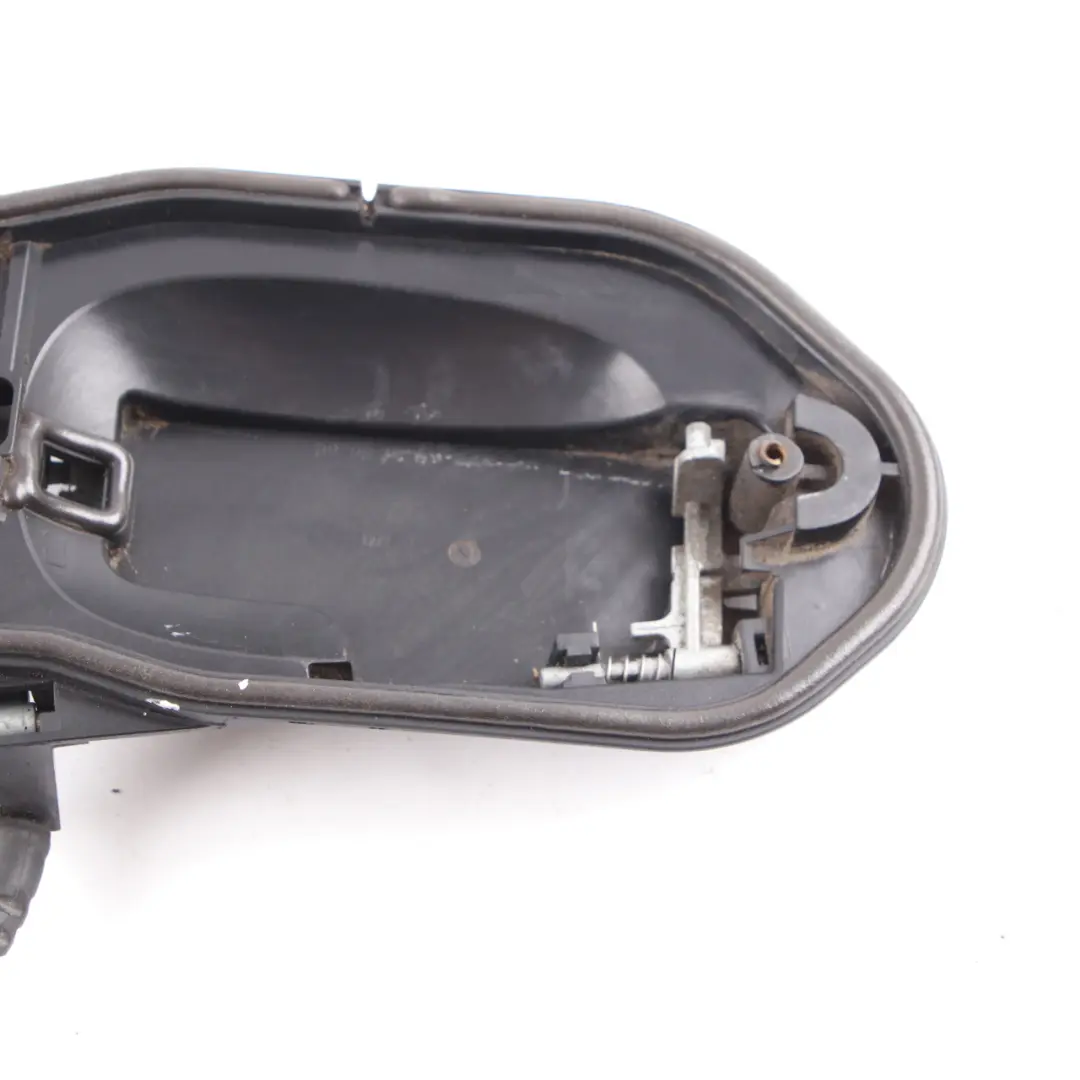 Handle Carrier BMW E60 E61 Door Front Left N/S Support Mount to with Part number 7191589 Handle Carrier BMW E60 E61 Door Front Left N/S Support Mount - SKU rhd-7191589 - Part number 7191589