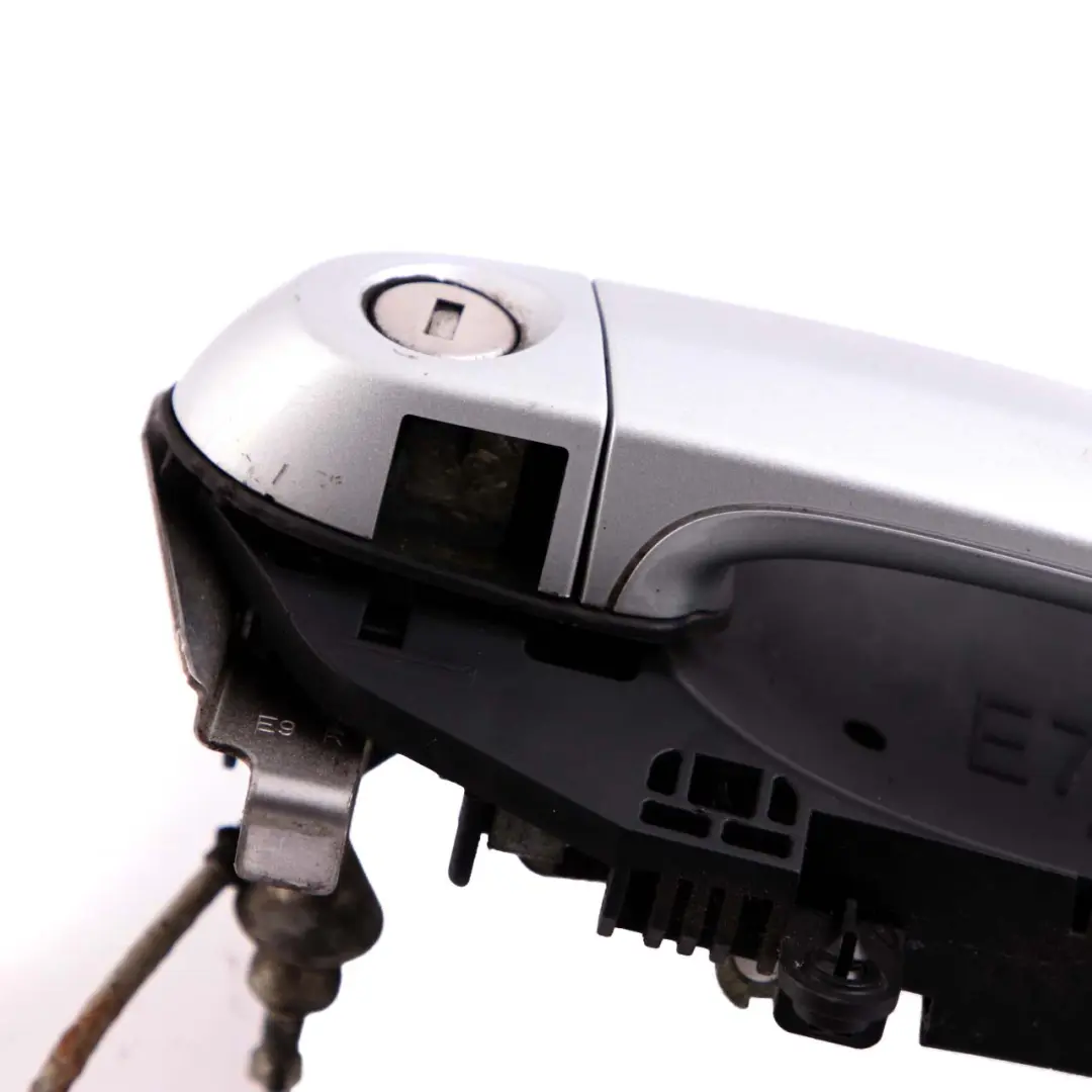 Front Right Grab Handle O/S Comfort Titansilber Titanium Silver 354 to BMW X5 E70 with Part number 7193278 BMW X5 E70 Front Right Grab Handle O/S Comfort Titansilber Titanium Silver 354 - SKU rhd-7193278-TS - Part number 7193278