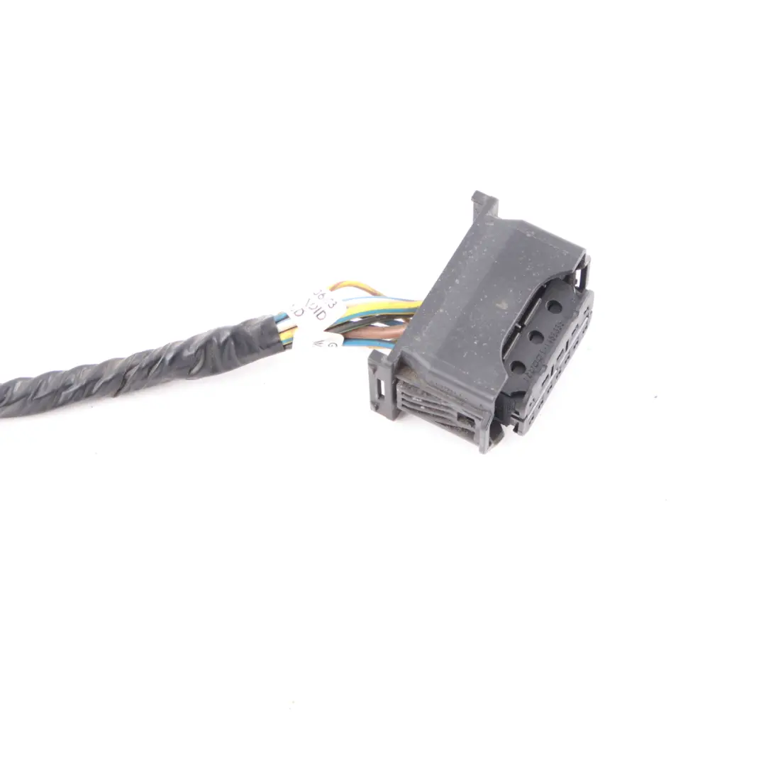 Headlight Lamp Light Front Right O/S Plug Socket Wiring 6925638 to BMW E81 E87 LCI with Part number 7193390 BMW E81 E87 LCI Headlight Lamp Light Front Right O/S Plug Socket Wiring 6925638 - SKU rhd-7193390-4 - Part number 7193390