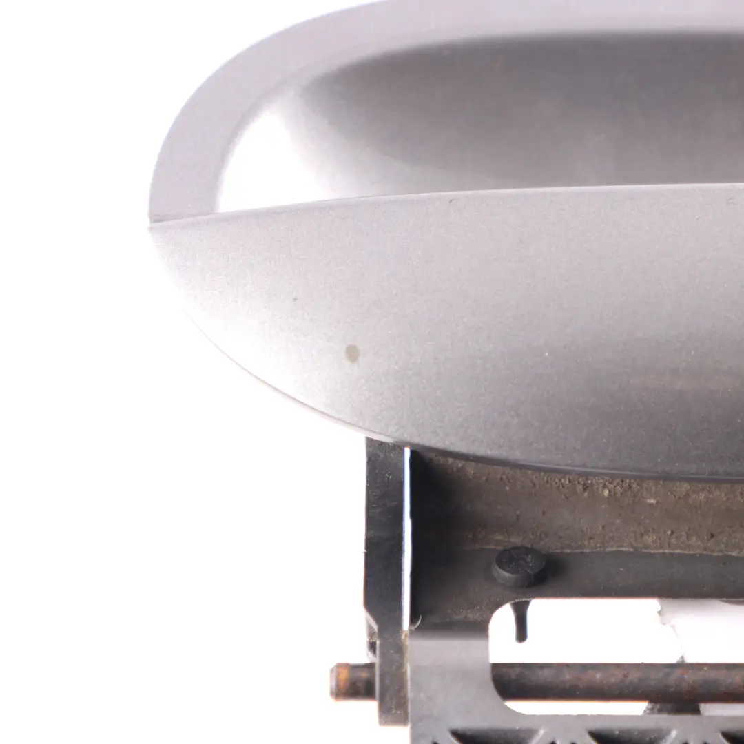 Door Handle BMW Z4 E85 E86 Outer Front Door Opener Right O/S Sterling Grey 472 to with Part number 7197324 Door Handle BMW Z4 E85 E86 Outer Front Door Opener Right O/S Sterling Grey 472 - SKU rhd-7197324-STG - Part number 7197324