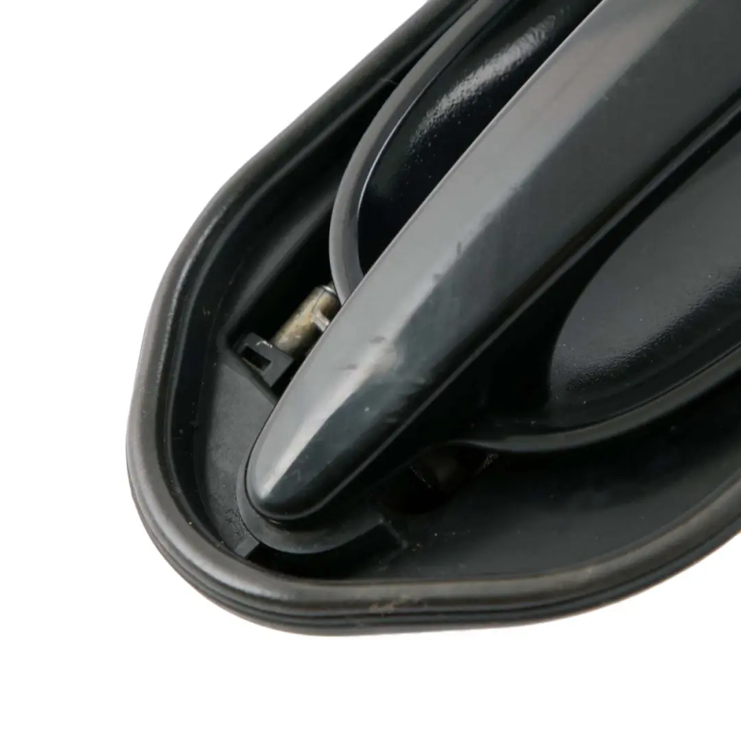 Complete Front Left Grab Handle N/S Black Sapphire 475 to BMW 5 Series E60 E61 with Part number 7199555 BMW 5 Series E60 E61 Complete Front Left Grab Handle N/S Black Sapphire 475 - SKU rhd-7199555-BS - Part number 7199555
