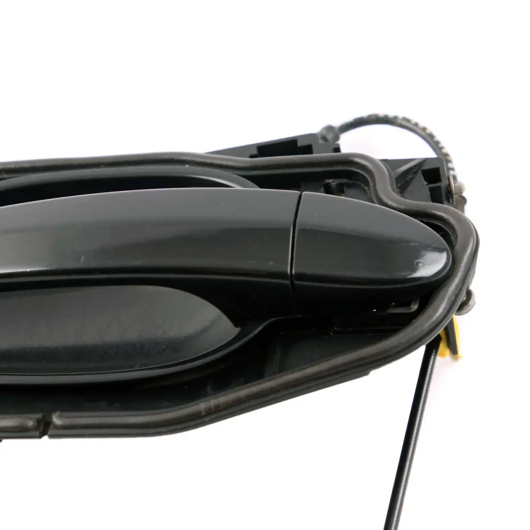 Complete Front Left Grab Handle N/S Black Sapphire 475 to BMW 5 Series E60 E61 with Part number 7199555 BMW 5 Series E60 E61 Complete Front Left Grab Handle N/S Black Sapphire 475 - SKU rhd-7199555-BS - Part number 7199555