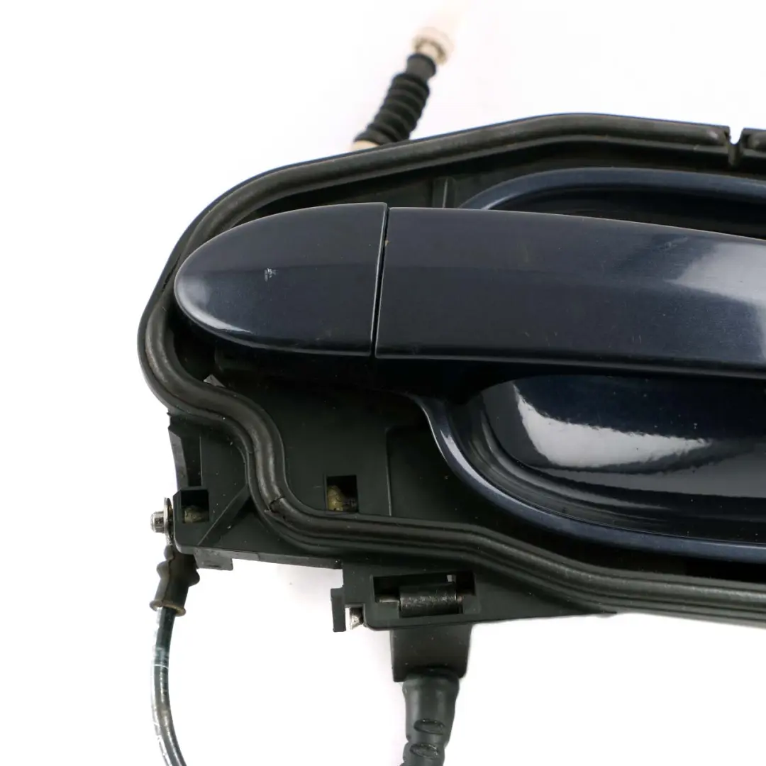 Complete Front Left Grab Handle N/S Orientblau Orient Blue 317 to BMW 5 E60 E61 with Part number 7034469 BMW 5 E60 E61 Complete Front Left Grab Handle N/S Orientblau Orient Blue 317 - SKU rhd-7199555-OB - Part number 7034469