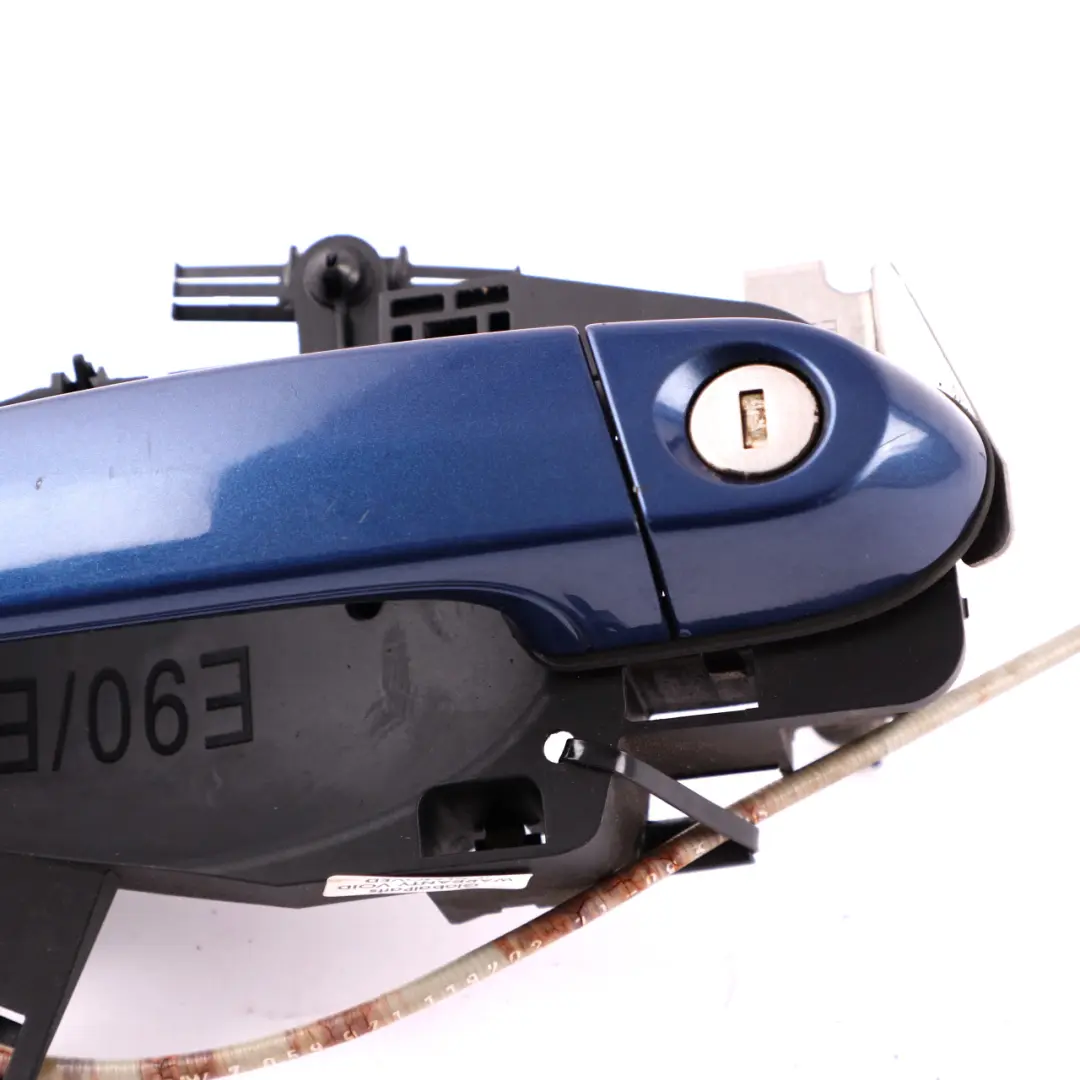 Front Grab Outside Door Handle Right O/S Le Mans Blau Blue Metallic to BMW 3 E90 with Part number 7199838 BMW 3 E90 Front Grab Outside Door Handle Right O/S Le Mans Blau Blue Metallic - SKU rhd-7199838-LMB - Part number 7199838