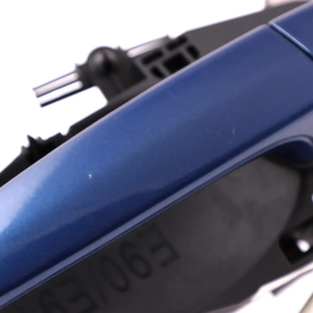 Front Grab Outside Door Handle Right O/S Le Mans Blau Blue Metallic to BMW 3 E90 with Part number 7199838 BMW 3 E90 Front Grab Outside Door Handle Right O/S Le Mans Blau Blue Metallic - SKU rhd-7199838-LMB - Part number 7199838