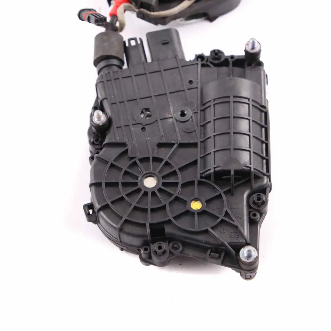 Front Left Door Actuator Catch Soft Close to BMW E60 E61 with Part number 7202155 BMW E60 E61 Front Left Door Actuator Catch Soft Close - SKU rhd-7202155-1 - Part number 7202155