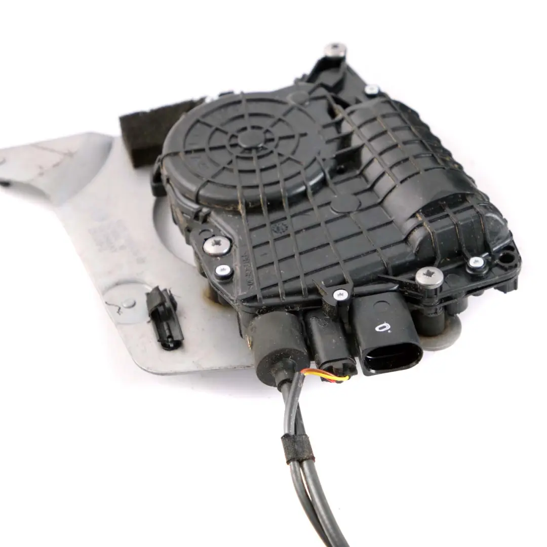 Soft Close Automatic System Lock Latch Right Front O/S to BMW 6 E63 E64 with Part number 7202160 BMW 6 E63 E64 Soft Close Automatic System Lock Latch Right Front O/S - SKU rhd-7202160 - Part number 7202160