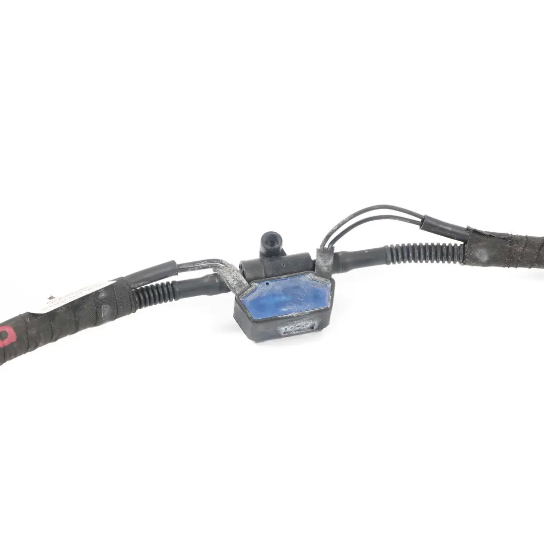  Windscreen Washer System BMW F10 F11 LCI 1 Nozzle Chain - SKU rhd-7205118-1 - Part number 7205118