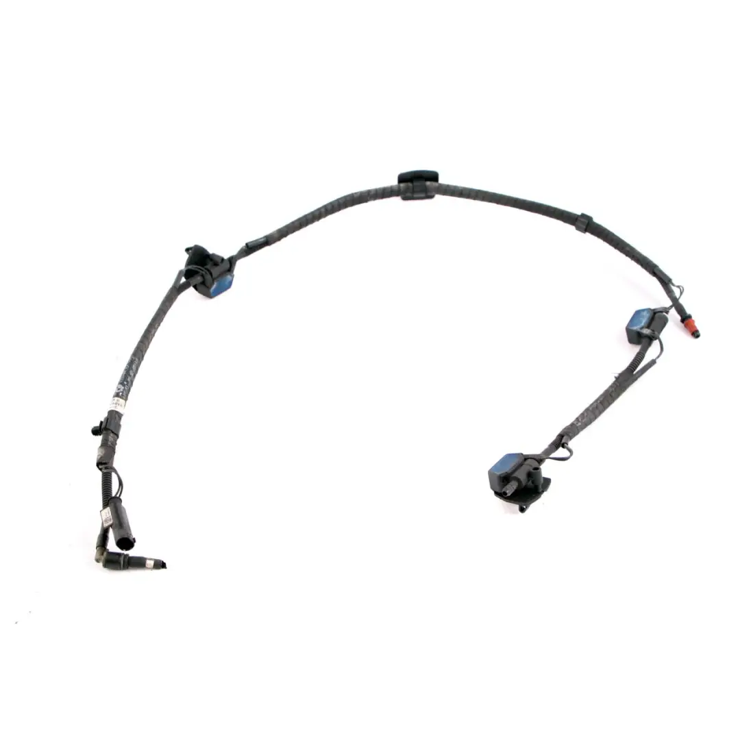 Nozzle Chain Windscreen Washer System to BMW 5 Series F10 F11 LCI with Part number 7205118 BMW 5 Series F10 F11 LCI Nozzle Chain Windscreen Washer System - SKU rhd-7205118 - Part number 7205118