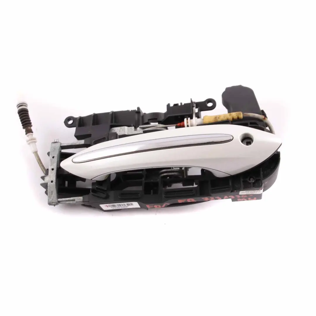 Door Handle Outside Front Right O/S Mineralweiss Mineral White A96 to BMW F10 F01 with Part number 7231930 BMW F10 F01 Door Handle Outside Front Right O/S Mineralweiss Mineral White A96 - SKU rhd-7231930-MW - Part number 7231930