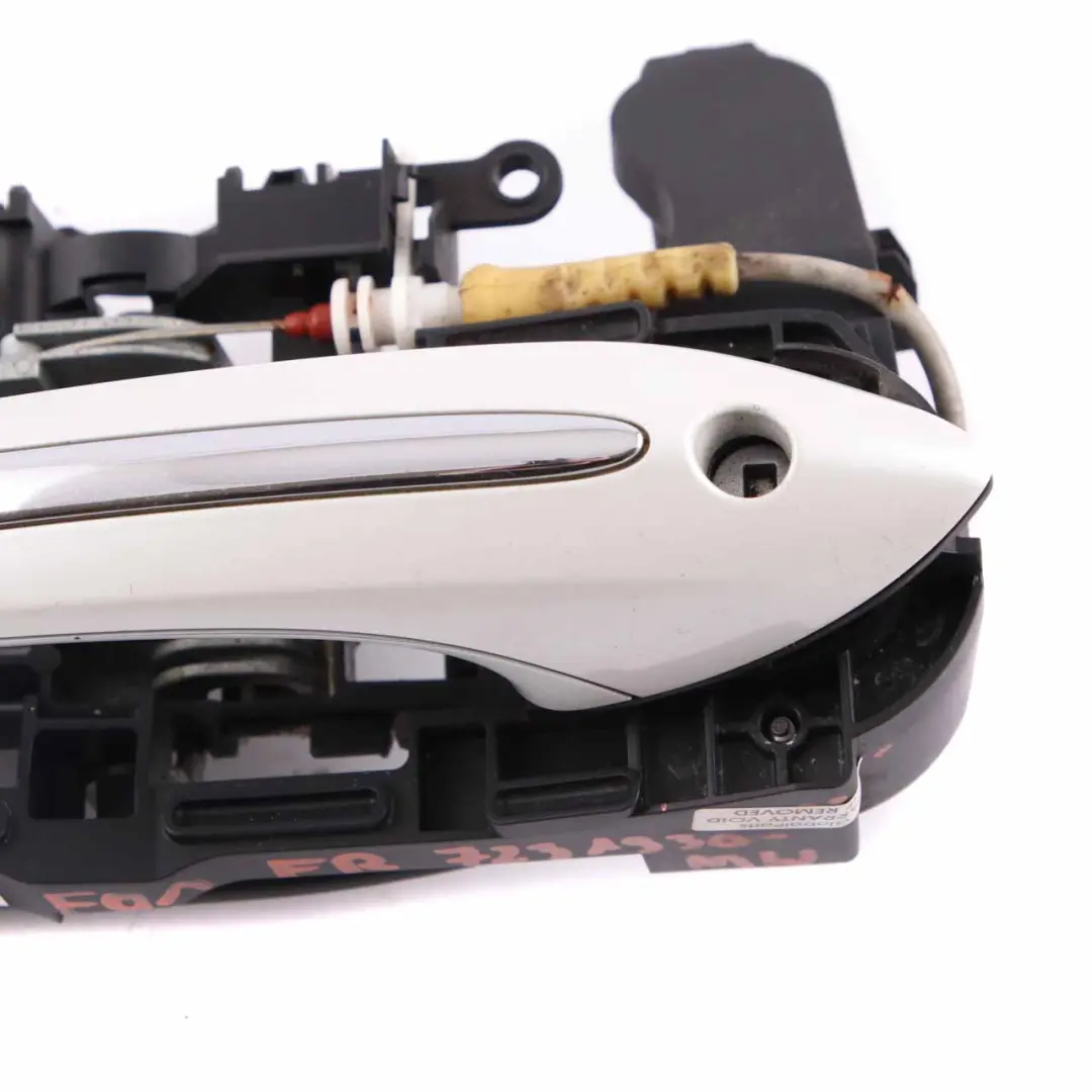 BMW F10 F01 Door Handle Outside Front Right O/S Mineralweiss Mineral White A96 - SKU rhd-7231930-MW - Part number 7231930
