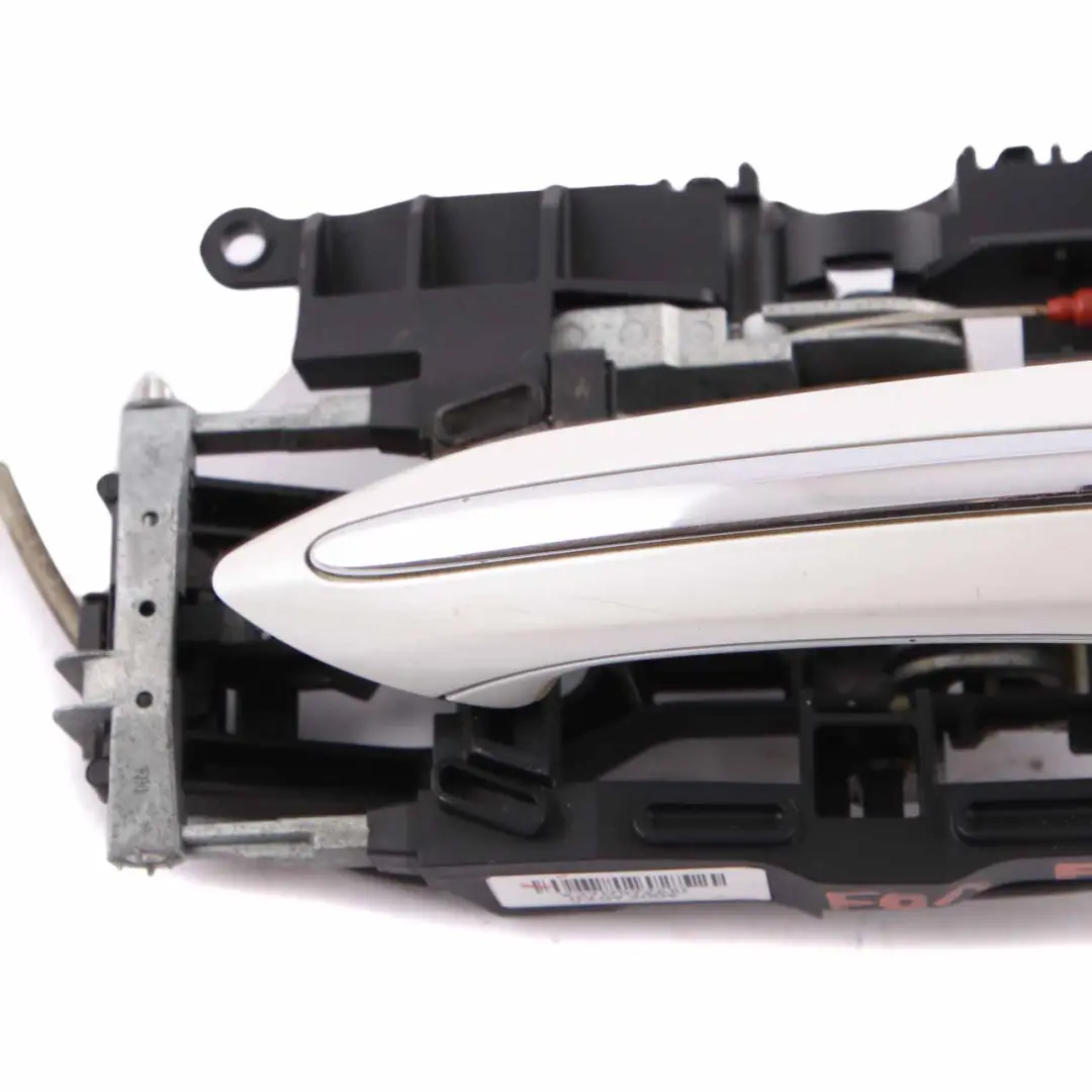 BMW F10 F01 Door Handle Outside Front Right O/S Mineralweiss Mineral White A96 - SKU rhd-7231930-MW - Part number 7231930