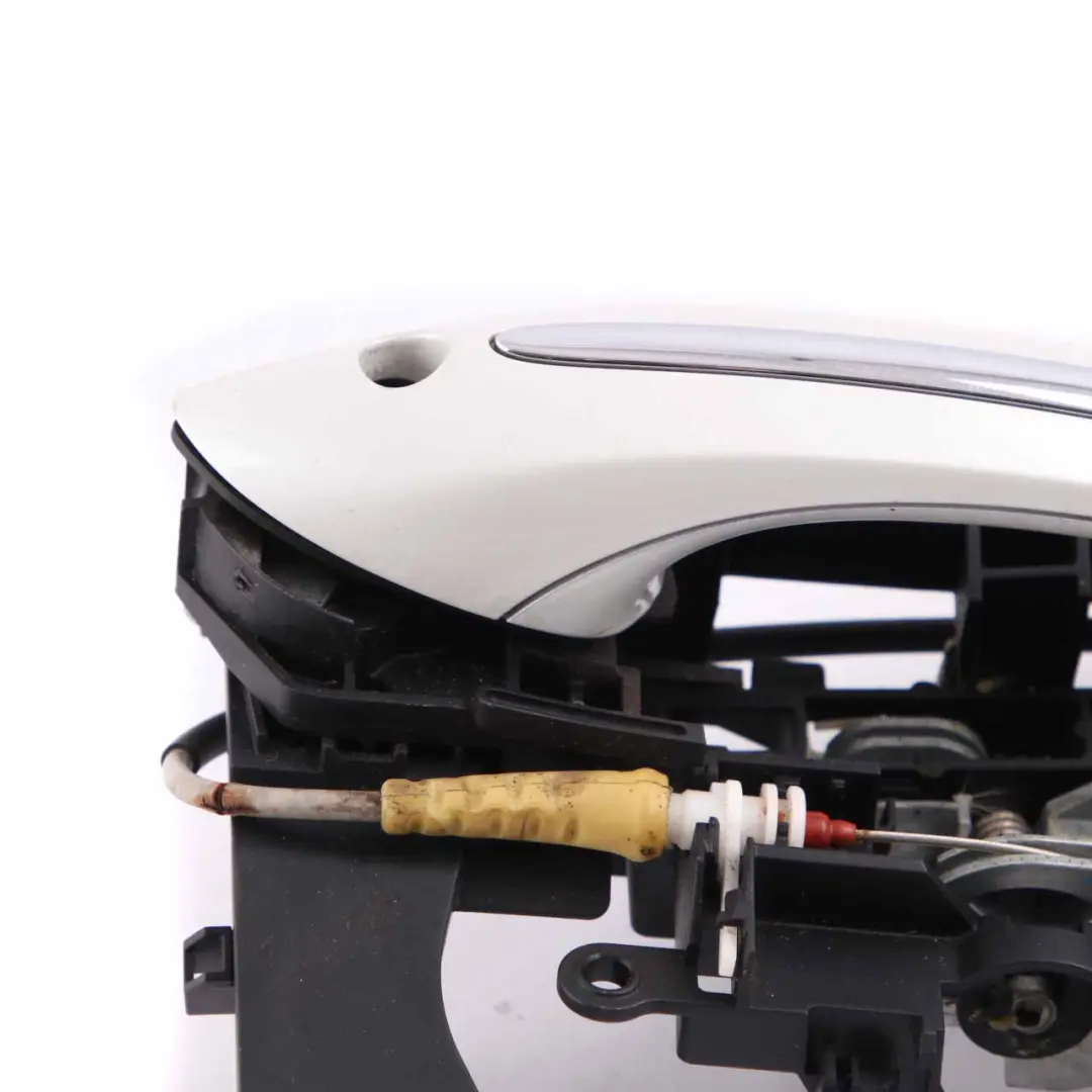 Door Handle Outside Front Right O/S Mineralweiss Mineral White A96 to BMW F10 F01 with Part number 7231930 BMW F10 F01 Door Handle Outside Front Right O/S Mineralweiss Mineral White A96 - SKU rhd-7231930-MW - Part number 7231930