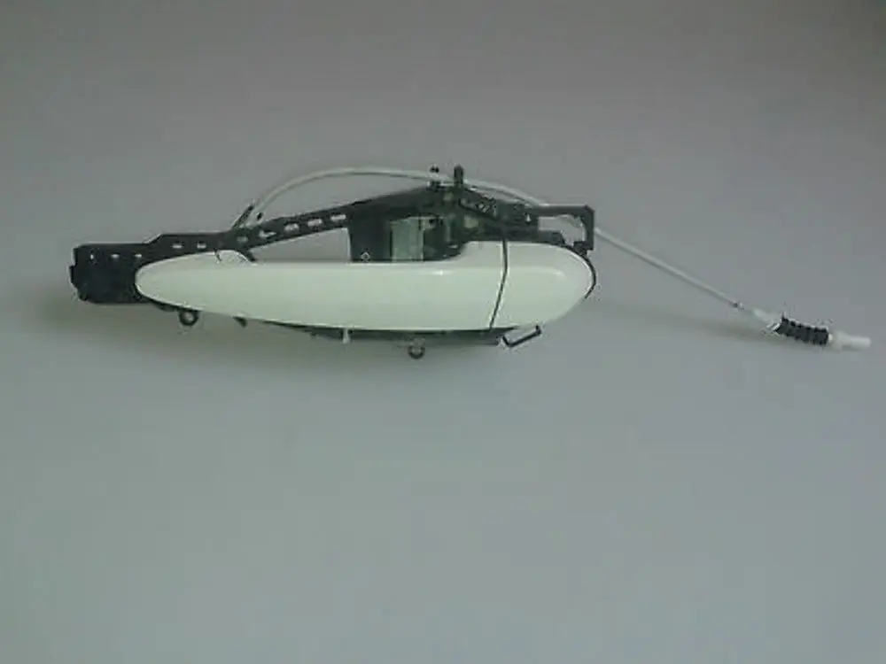 Door handle rear left N/S ALPINWEISS WHITE to BMW 3 SERIES F30 F31 F80 M3 with Part number 51227332267 BMW 3 SERIES F30 F31 F80 M3 Door handle rear left N/S ALPINWEISS WHITE - SKU rhd-7242567-AW - Part number 51227332267