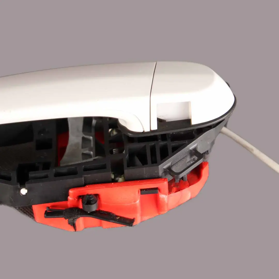 Door Grab Handle BMW F30 F31 Front Left N/S Alpinweiss III Alpine White 300 to with Part number 7242567 Door Grab Handle BMW F30 F31 Front Left N/S Alpinweiss III Alpine White 300 - SKU rhd-7242567-AW3 - Part number 7242567