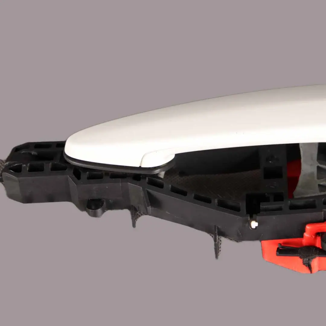 Door Grab Handle BMW F30 F31 Front Left N/S Alpinweiss III Alpine White 300 to with Part number 7242567 Door Grab Handle BMW F30 F31 Front Left N/S Alpinweiss III Alpine White 300 - SKU rhd-7242567-AW3 - Part number 7242567