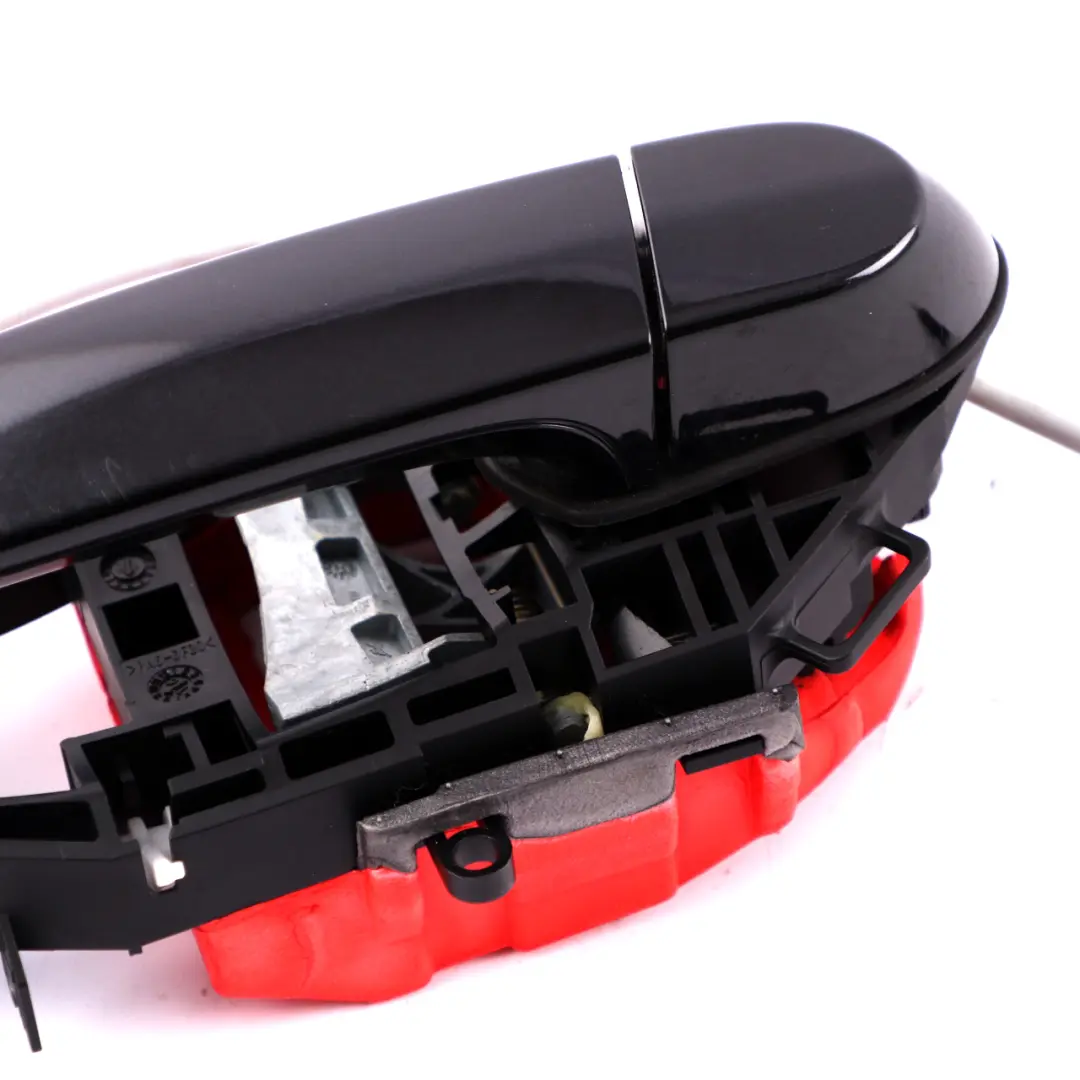 Front Left Outside Door Grab Handle N/S Black Sapphire 475 to BMW 3 F30 F31 2 with Part number 7242567 BMW 3 F30 F31 2 Front Left Outside Door Grab Handle N/S Black Sapphire 475 - SKU rhd-7242567-BS2 - Part number 7242567