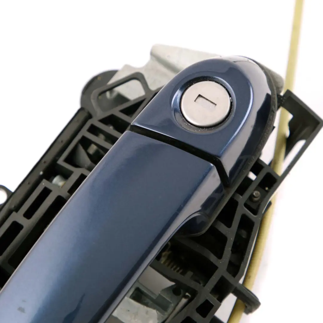 Front Right Grab Handle O/S Tiefseeblau Metallic Deep Sea Blue A76 to BMW 1 F20 with Part number 7242575 BMW 1 F20 Front Right Grab Handle O/S Tiefseeblau Metallic Deep Sea Blue A76 - SKU rhd-7242575-DSB1 - Part number 7242575