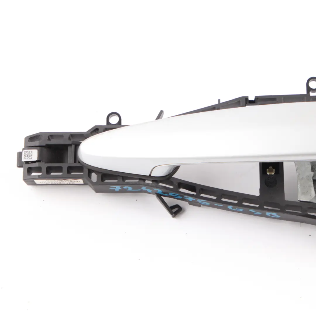 Door Handle BMW F20 Grab Front Right O/S Glacier Silver Metallic - A83 to with Part number 7242575 Door Handle BMW F20 Grab Front Right O/S Glacier Silver Metallic - A83 - SKU rhd-7242575-GSB - Part number 7242575