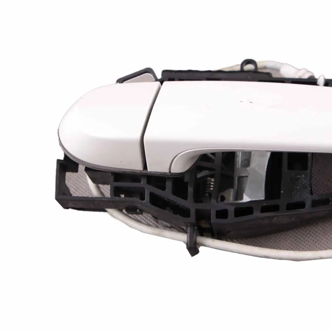 Grab Handle Door Front Left N/S Outside Mineralweiss Mineral White A96 to BMW F20 with Part number 7242575 BMW F20 Grab Handle Door Front Left N/S Outside Mineralweiss Mineral White A96 - SKU rhd-7242575-MW1 - Part number 7242575