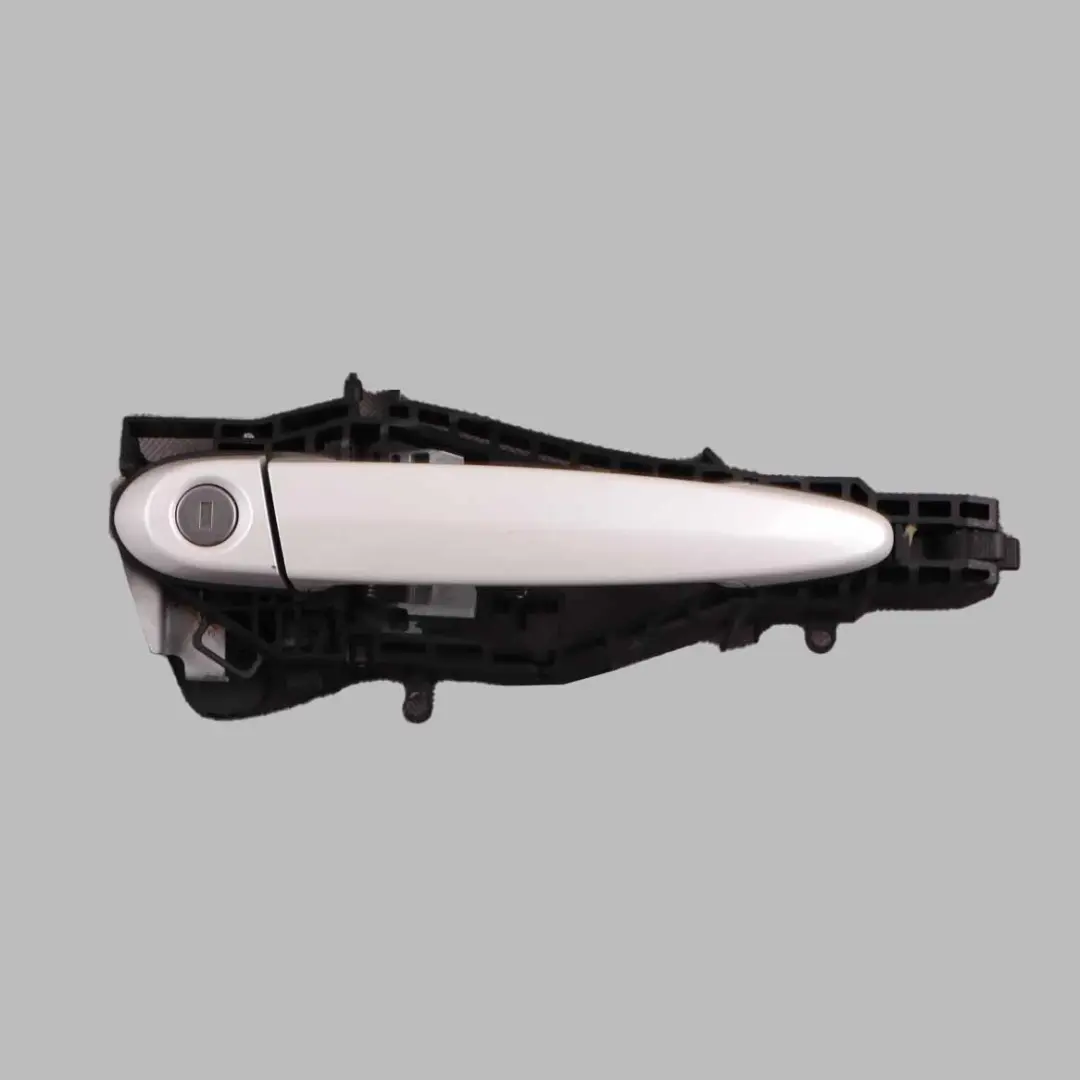 Grab Handle Front Door Right O/S Outside Mineralweiss Mineral White A96 to BMW F20 with Part number 7242575 BMW F20 Grab Handle Front Door Right O/S Outside Mineralweiss Mineral White A96 - SKU rhd-7242575-MW2 - Part number 7242575